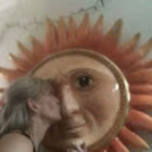 Meet your Posher, Janique